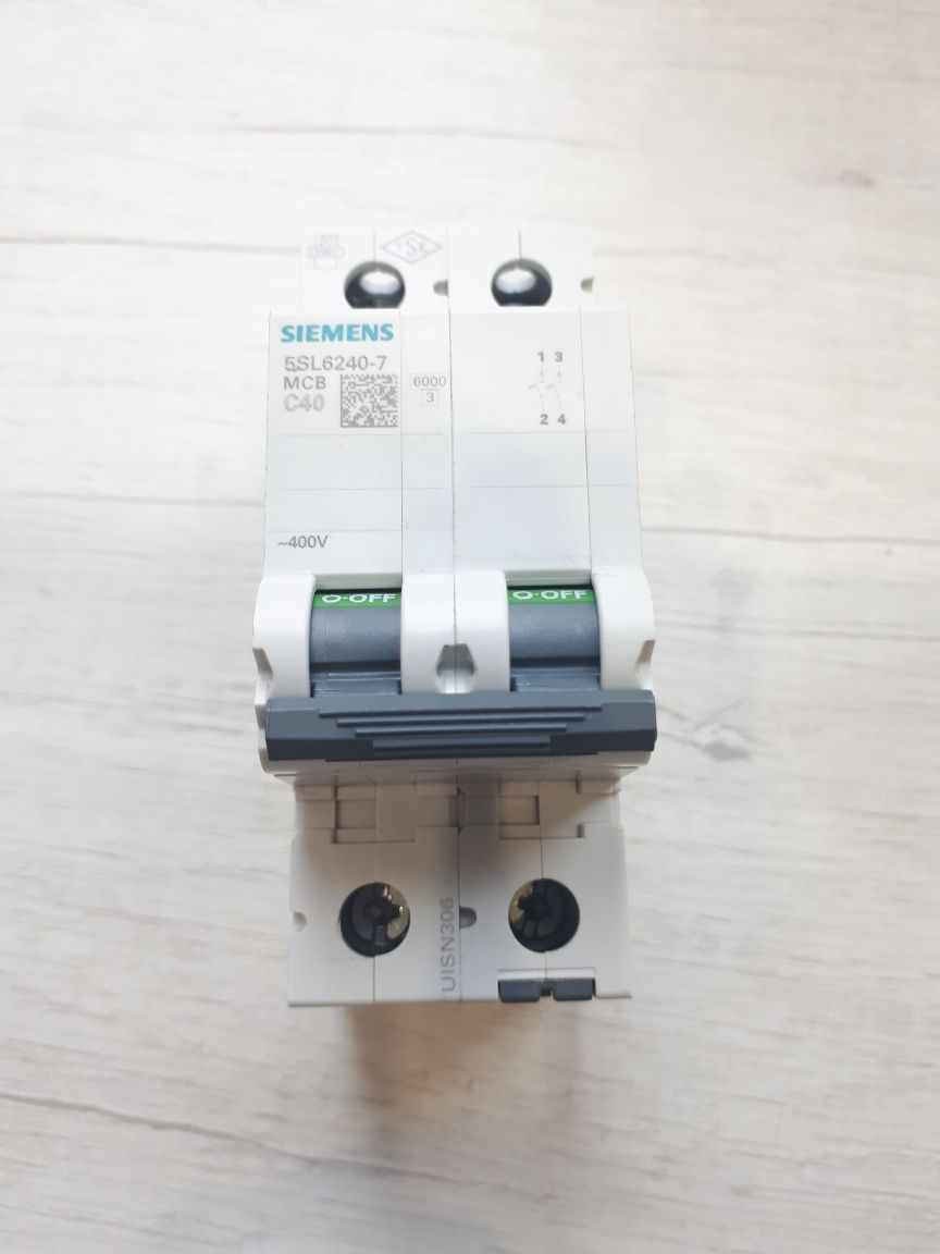 Автоматичний вимикач Siemens 2p C 40A 6кА 400V 5SL6240-7