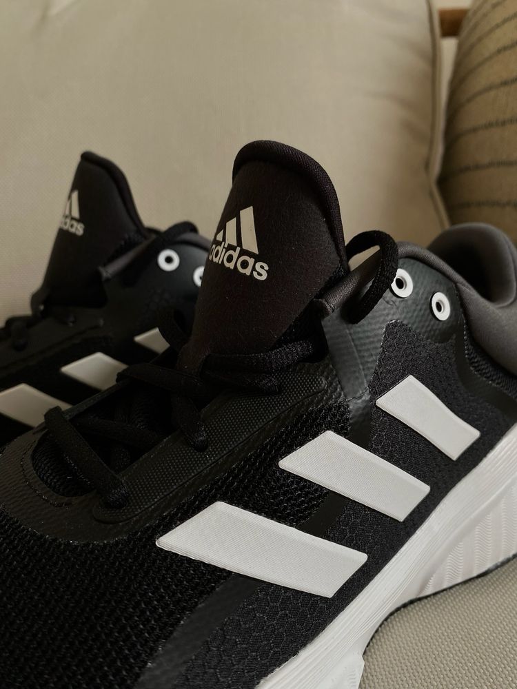 Adidas Response 46