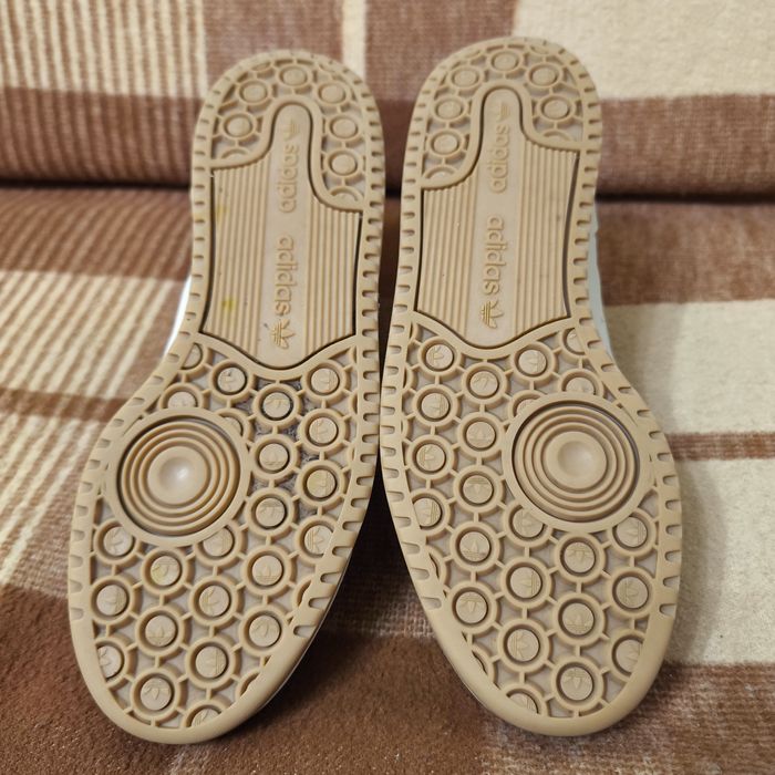 Чоловічі кросівки adidas forum