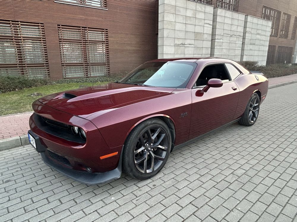 Dodge Challenger 5.7 V8 - perfekcyjnie utrzymany , Fv23%