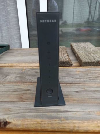 Netgear Wireless 300 router (Como Novo)