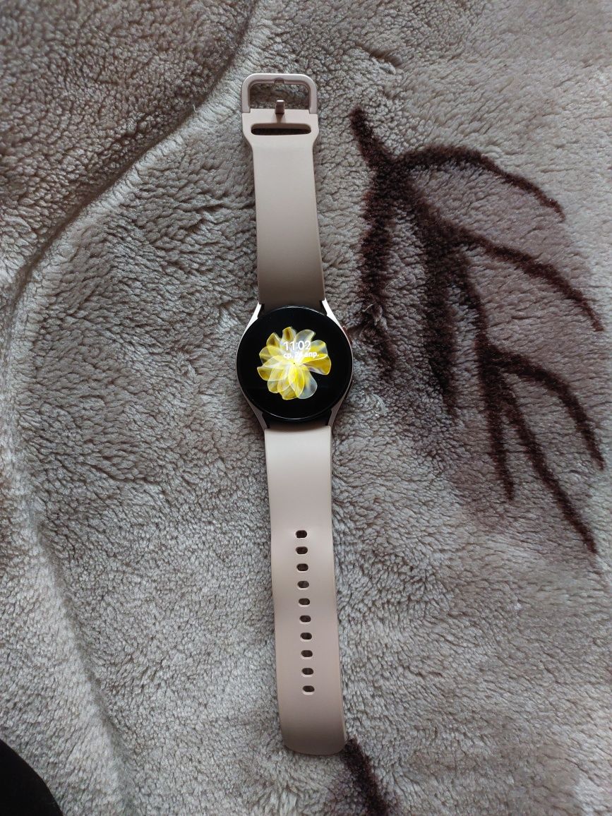 Смарт-годинник Samsung Galaxy Watch 4