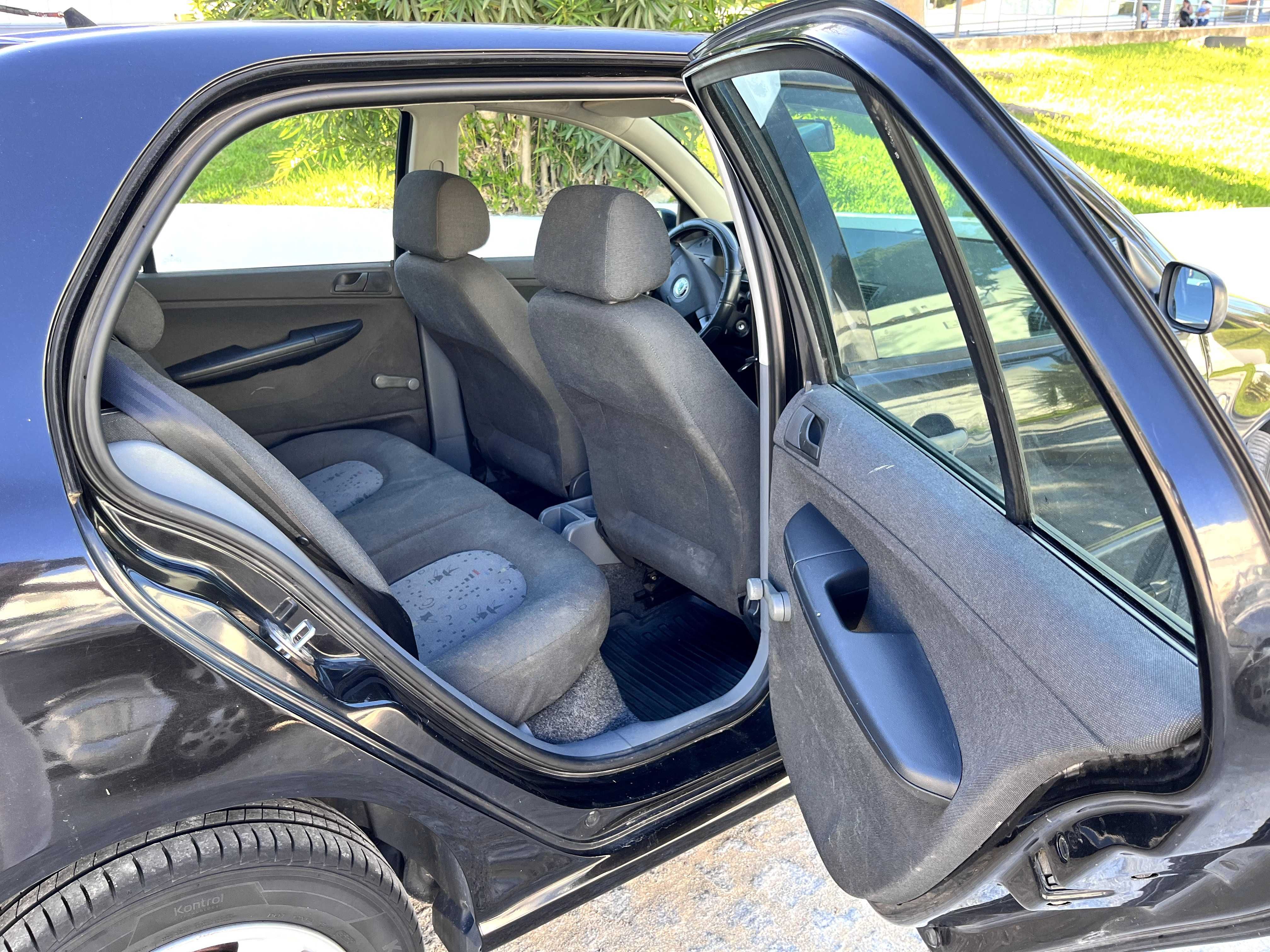 Skoda Fabia 1.4 TDI. Muito Económico. Pronto a Andar.