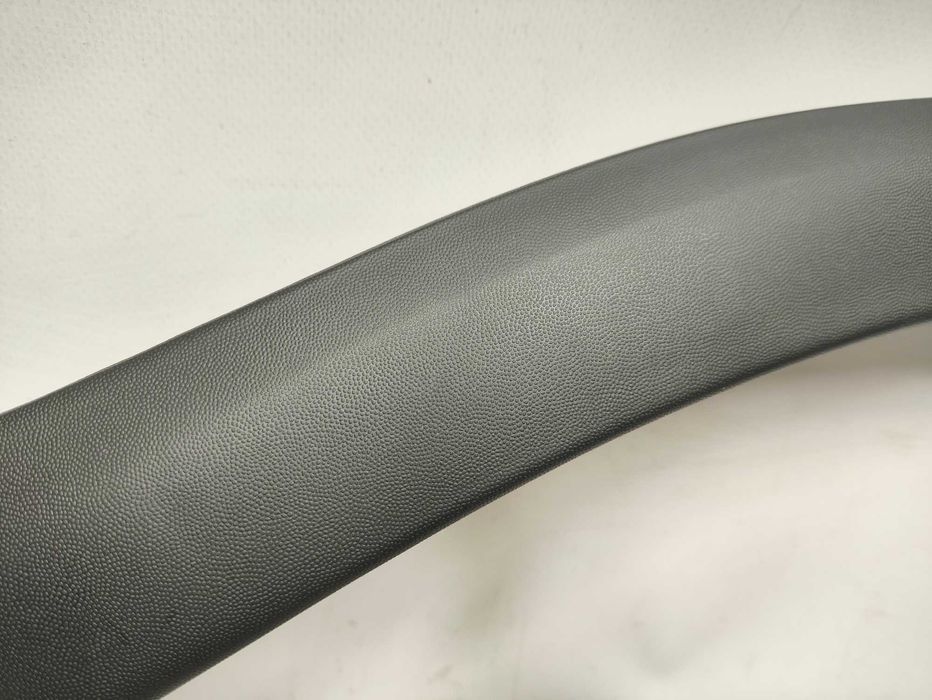 Listwa błotnika lewy tył Opel Corsa C 00-03 NOWA