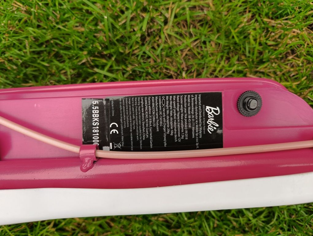 Hulajnoga elektryczna dla dzieci BARBIE
