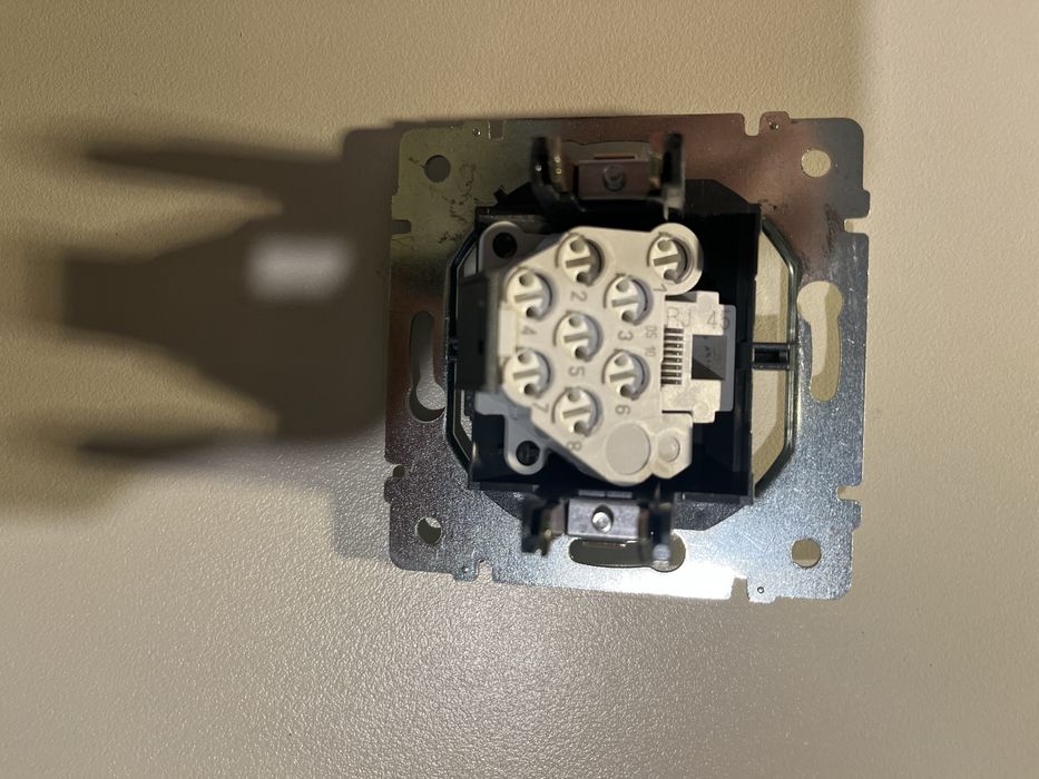 Legrand Galea tomada RJ45 RDIS