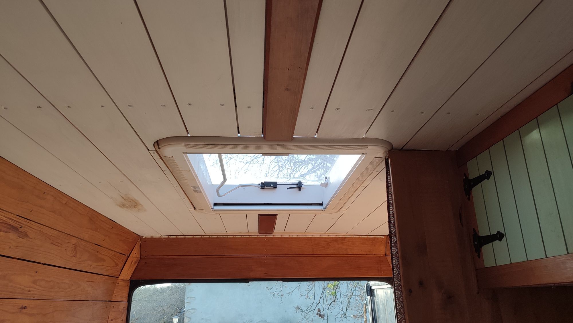 Mercedes 609d caravana legeiro