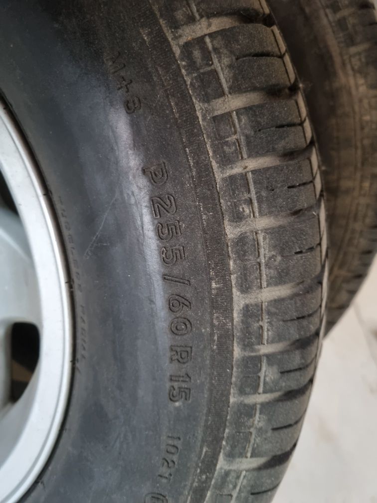 Jantes e pneus 255/60 r15 suzuki