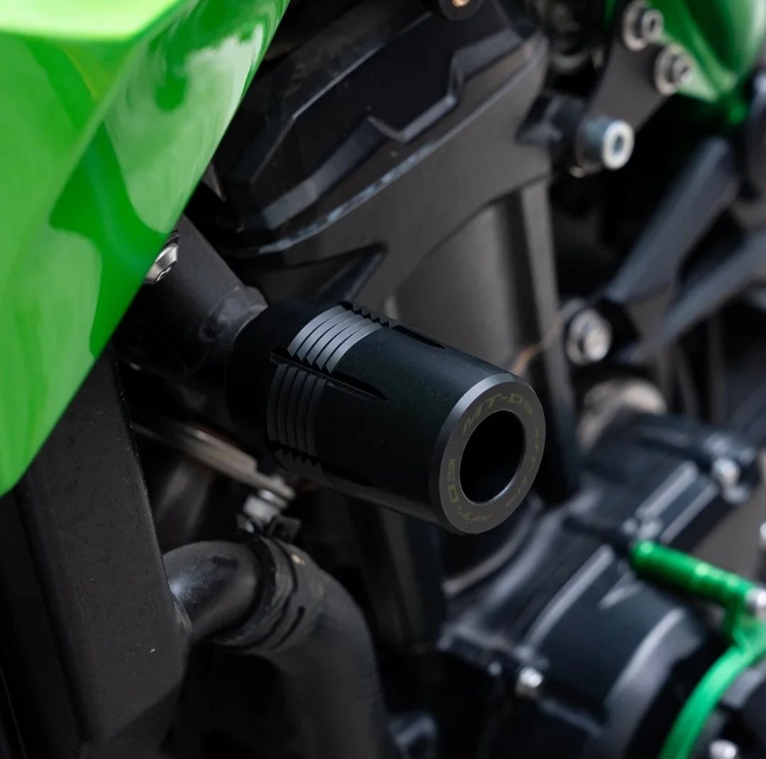 Крашпеды рамы Yamaha MT 03. МТ 09  2014-2024 г.в., Слайдеры колесные..