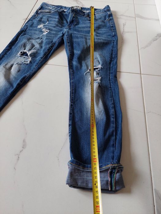 Spodnie jeansowe dziury Top Secret rozm. 38