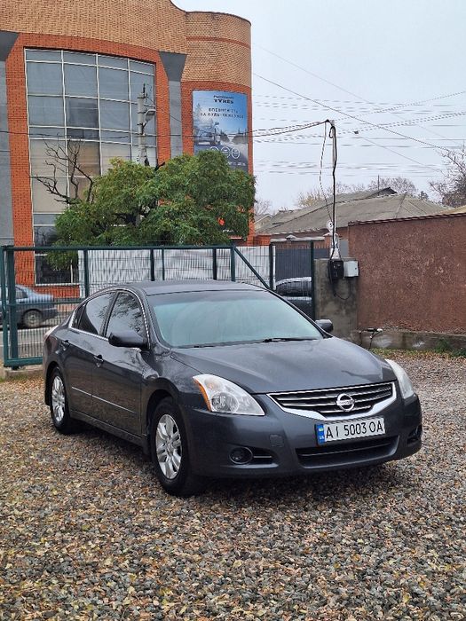 Nissan Altima 2011 год , 2.5 газ-бензин
