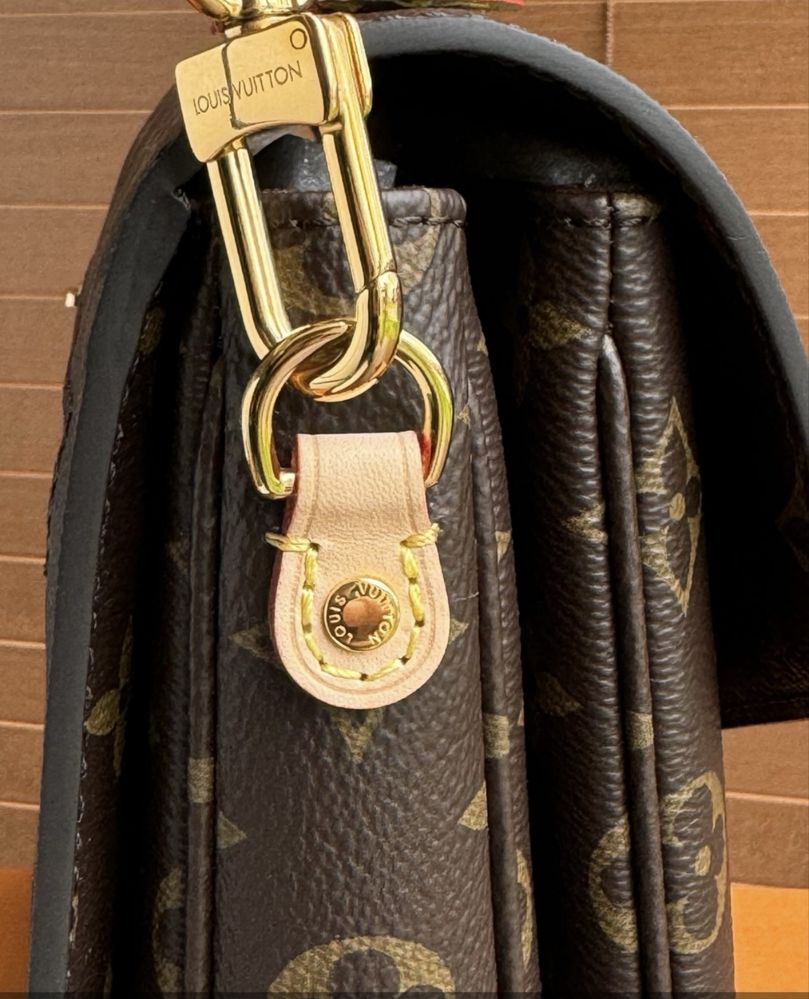 Louis Vuitton Pochette Métis