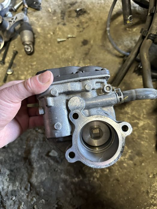 Дросельна заслонка Honda CR-V Civic 1.6d 12-16 18740-rz0-g0