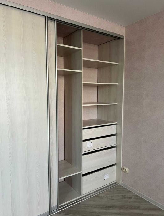 продаж 2-к квартири, жк "Атлант на київській"