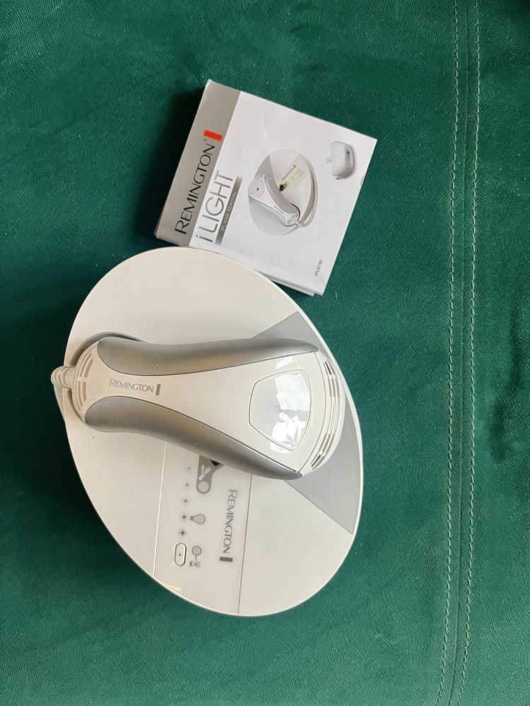 i-LIGHT Hair Removal Remington model IPL6780.