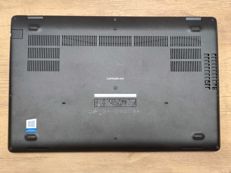 Dell Latitude 5501 / i5-9400H / 16Gb DDR4/256Gb SSD/MX150 2Gb/15,6"IPS