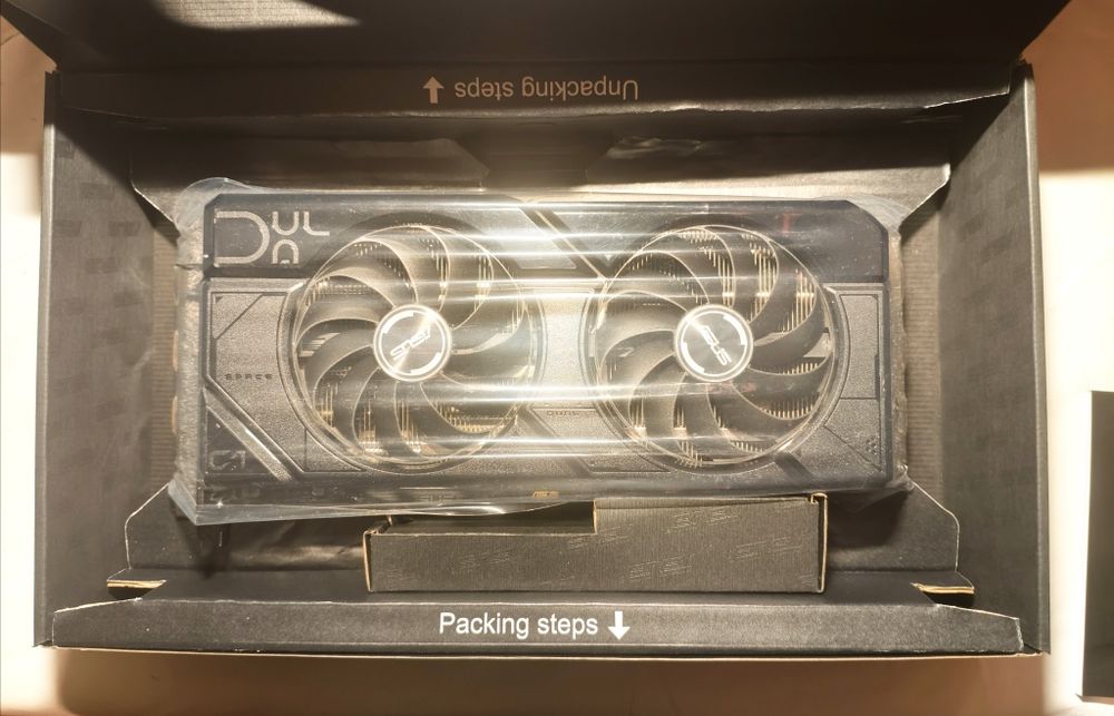 ASUS Dual RX 7800 XT 16GB