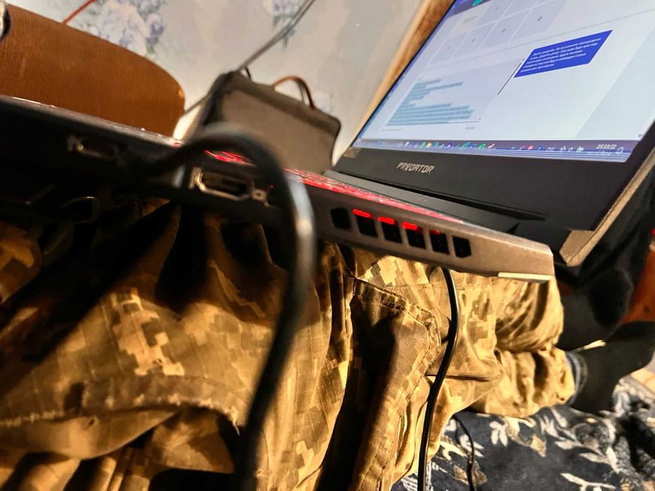 Acer Predator Helios 300 PH 315-53 на разборку або для офісу