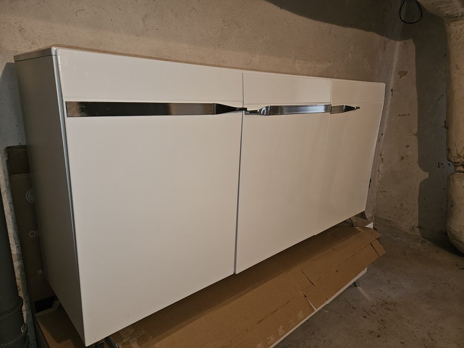 Komoda biała połysk + gratis