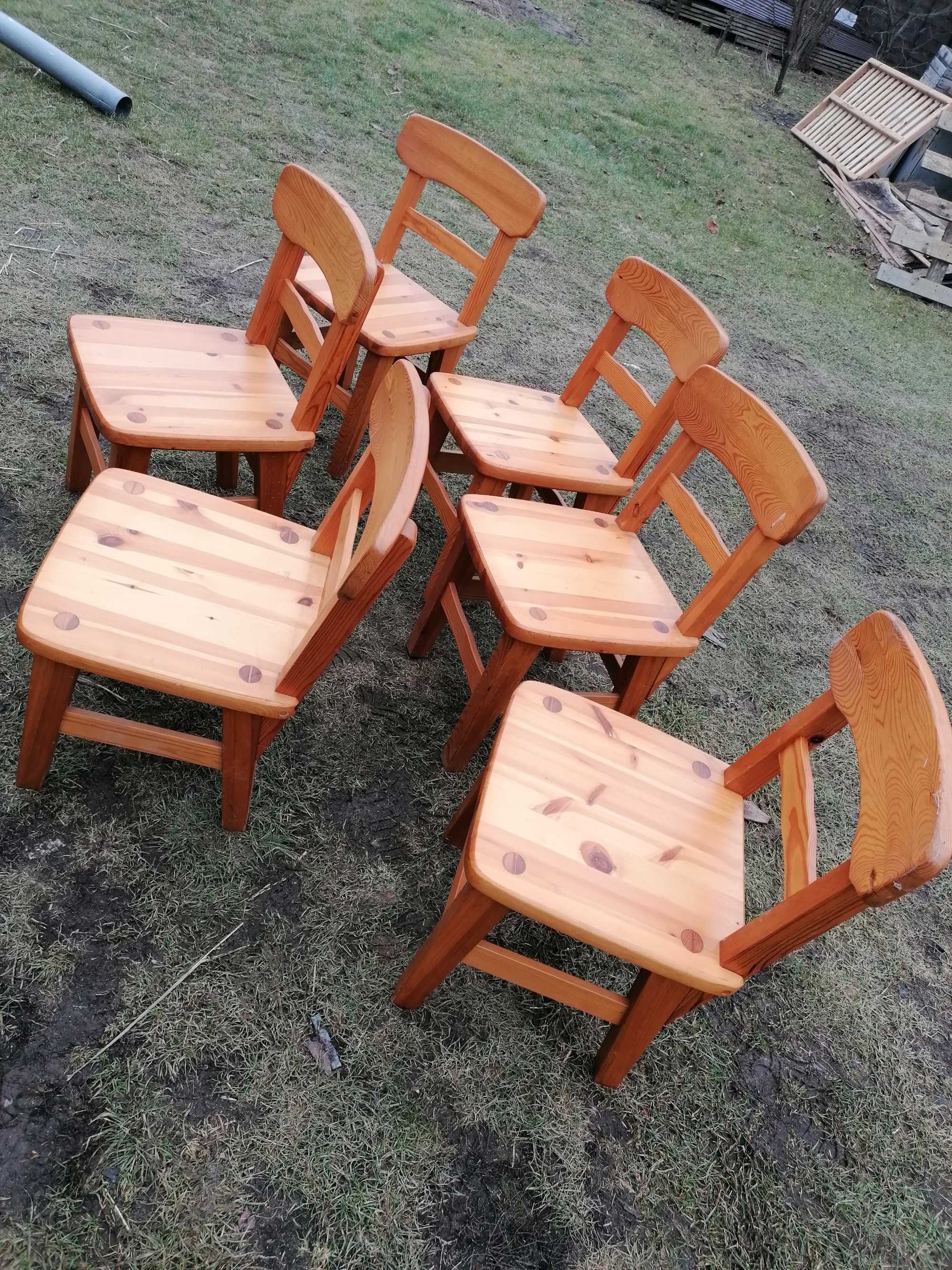 Komplet krzeseł krzesła sosnowe 6 sztuk stan Bardzo Dobry