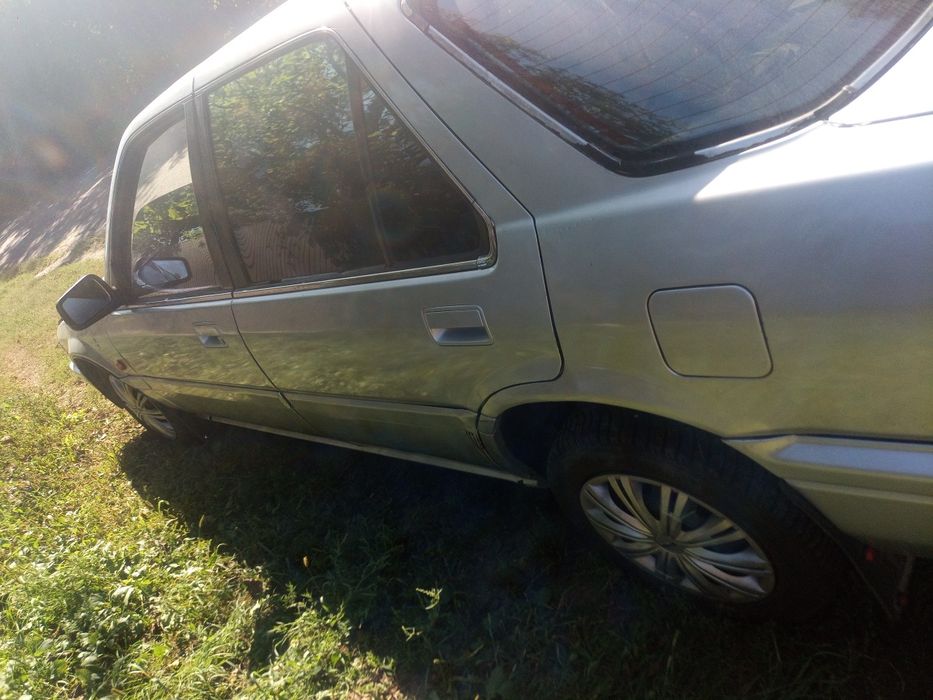 Продам машину Хонда акорд 1989 року