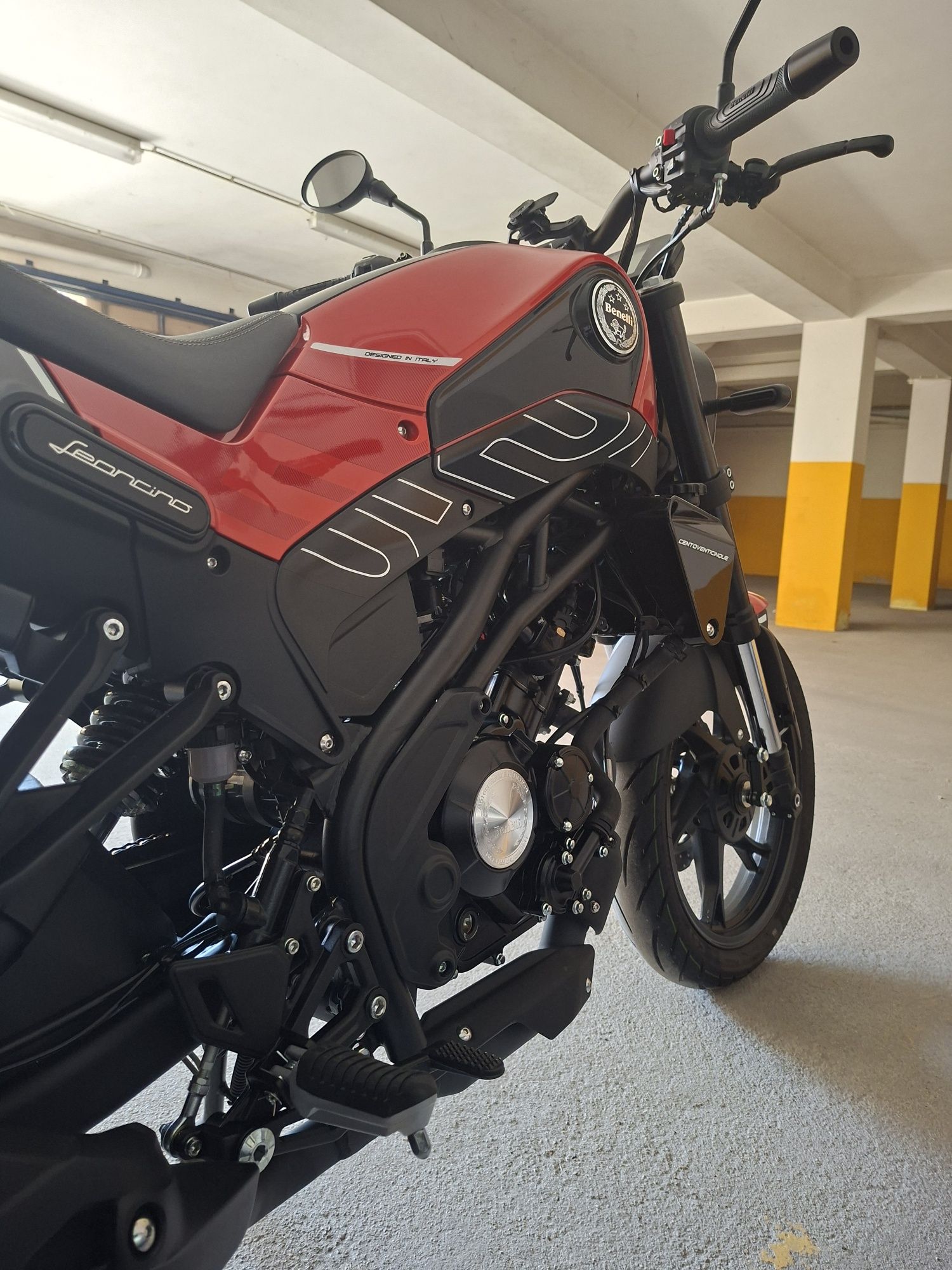 Benelli Leoncino 125cc 06/2024