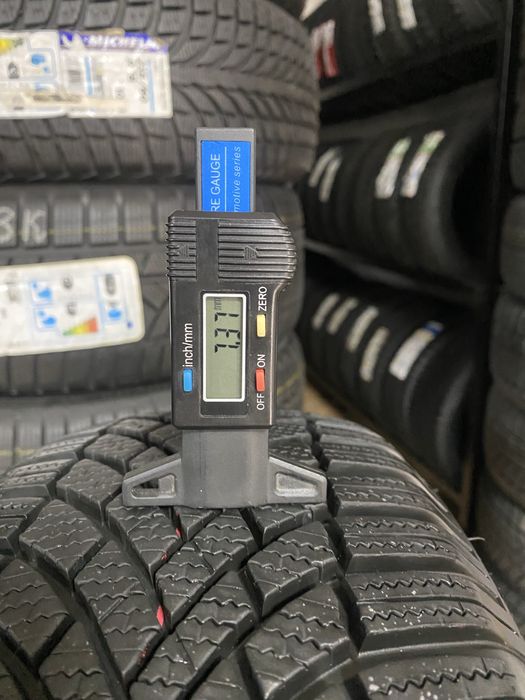 205/60/16 96Н Bridgestone BLIZZAK LM005 ( RUN FLAT )