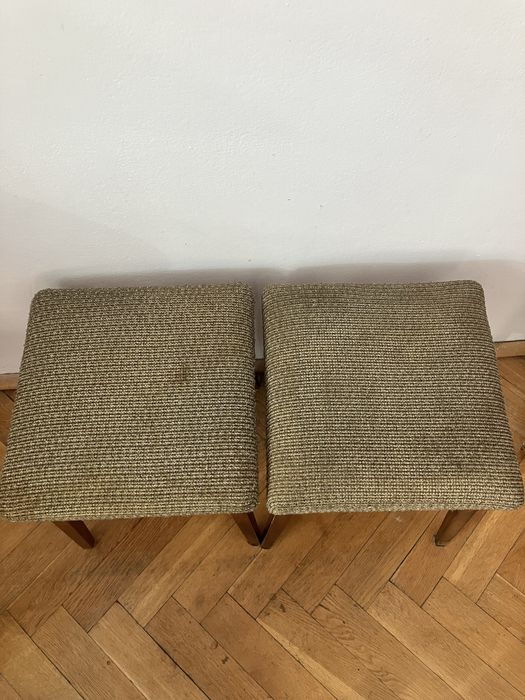 Dawny taboret, podnozek tapicerowany vintage prl