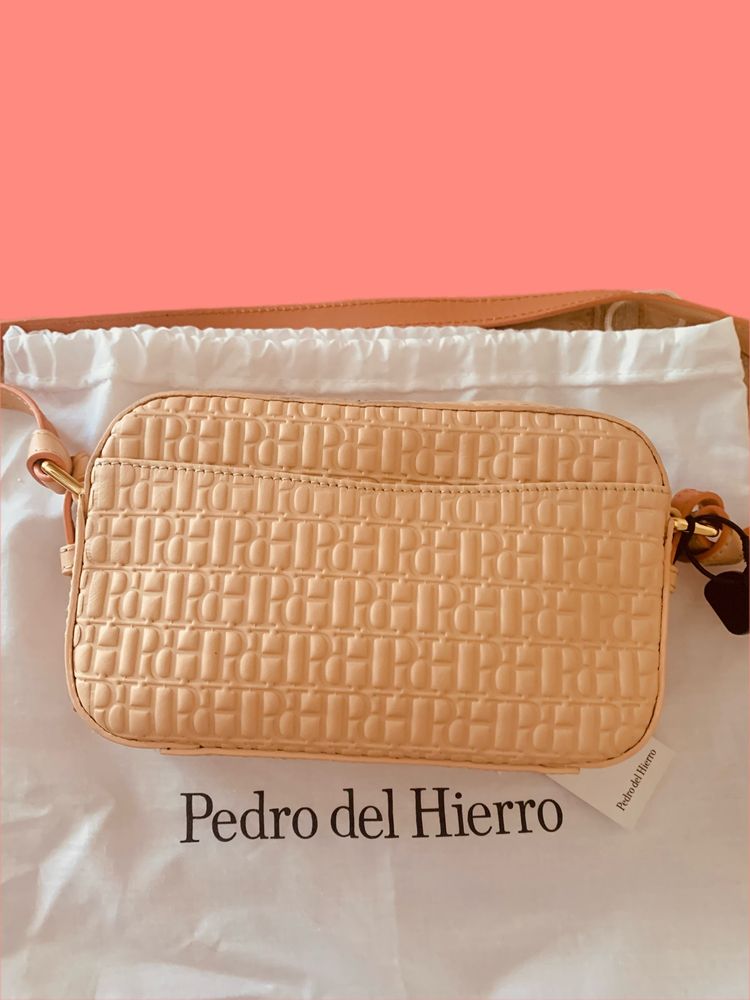 Шкіряна сумочка -кросбоді преміум бренду Pedro del Hierro