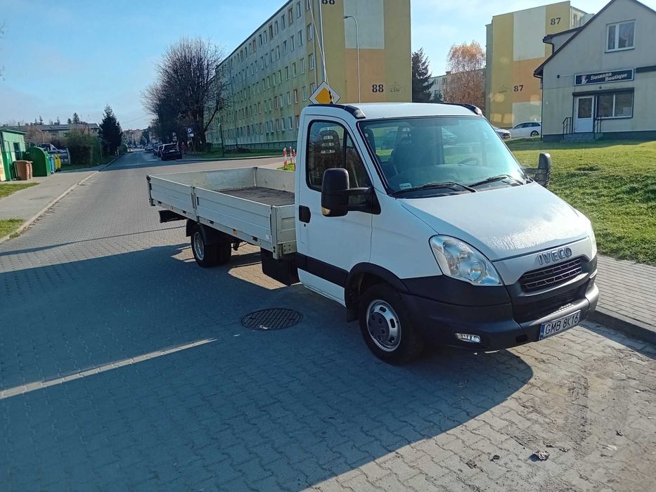 Iveco 50C15 skrzynia 4.9x2.1 DMC3500 KAT.B z klimatyzacją Lift