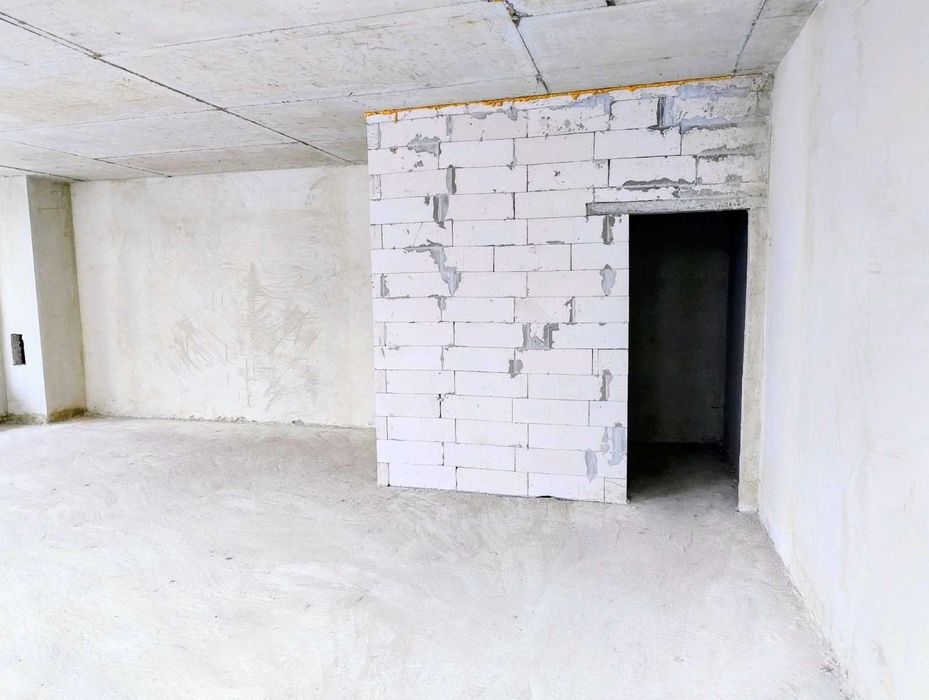 Оренда фасадного комерційного приміщення в новому ЖК