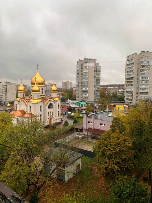 Продам 1-комнатную квартиру на Залютино