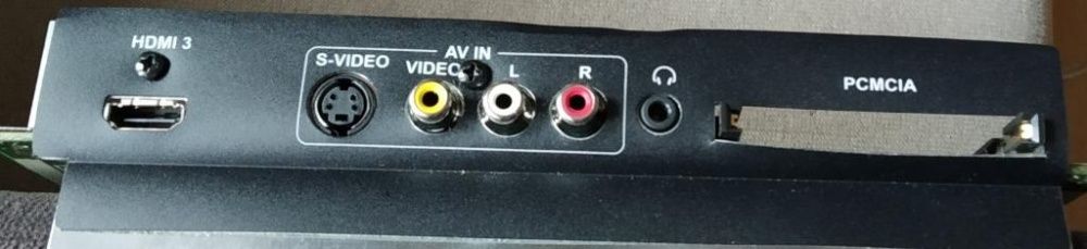 Nowa płyta główna do telewizora LCD 32 cali z tunerem i używaną Manta.