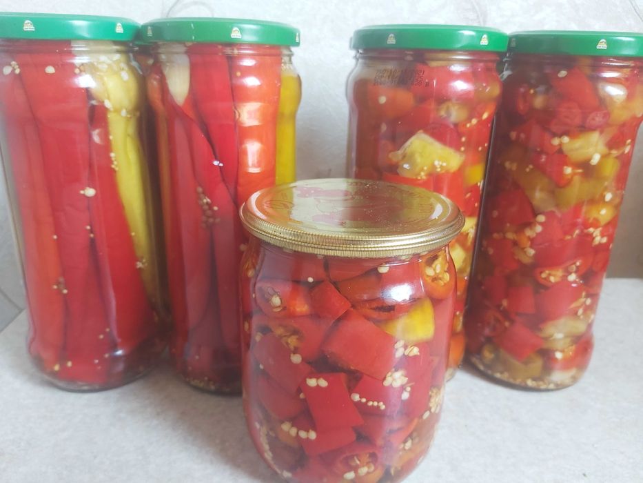 Аджика 4 вида, Абхазская, Грузинская, Кавказская, Кавказская с хреном