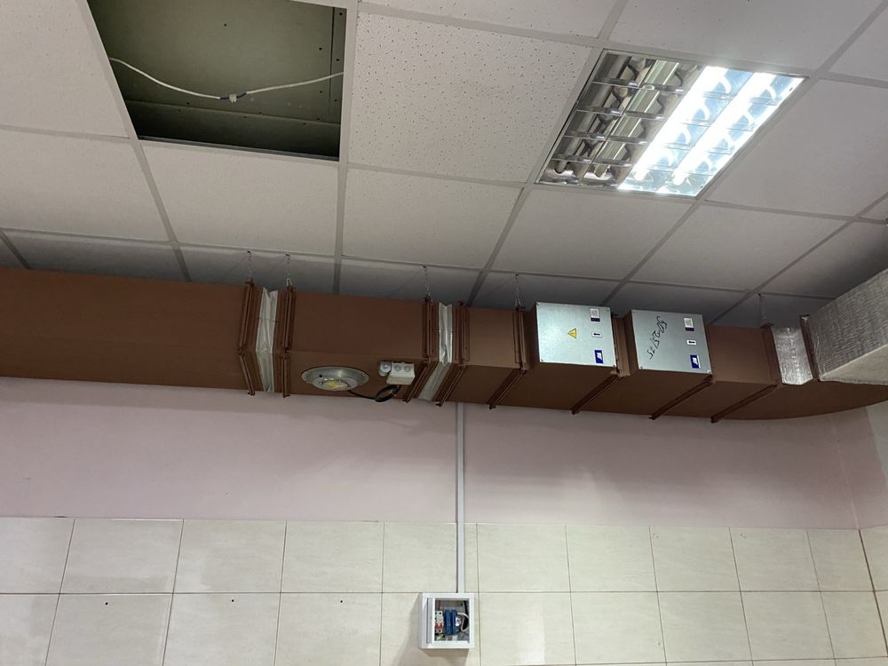 Промышленная система вентиляций для кафе