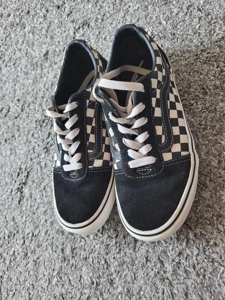 Buty VANS r.36 kratka