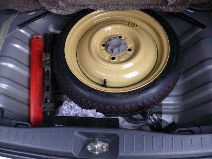 Daihatsu Sirion 1.0