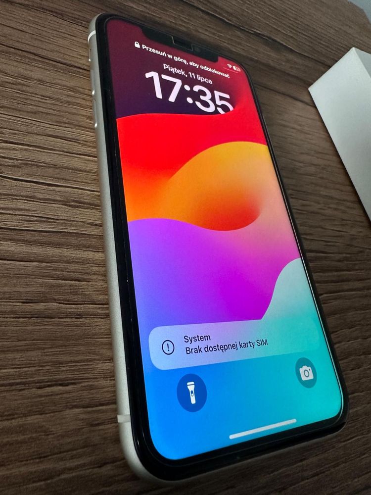 Iphone 11 128 g stan idealny p