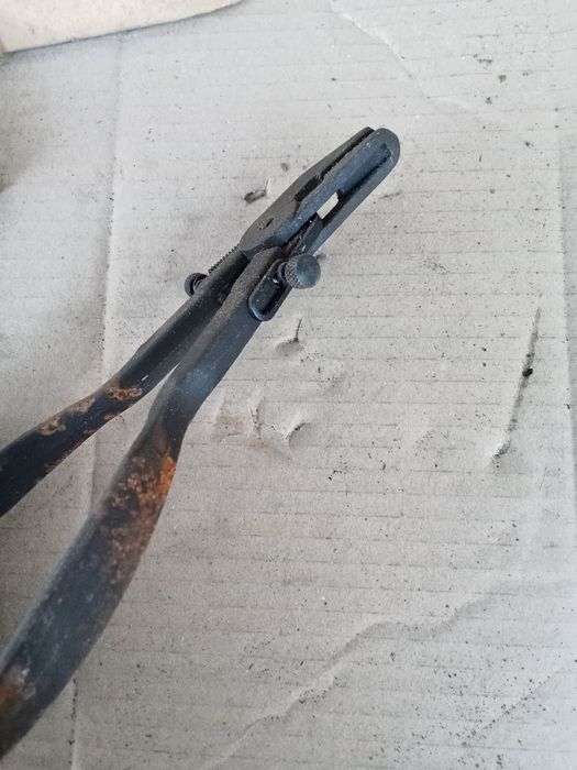 Разводка для зубьев пилы