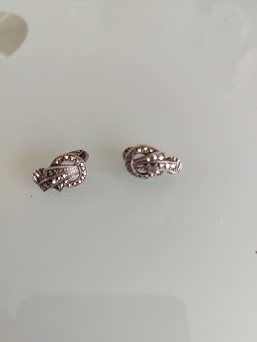 Lindos Brincos antigos art déco.