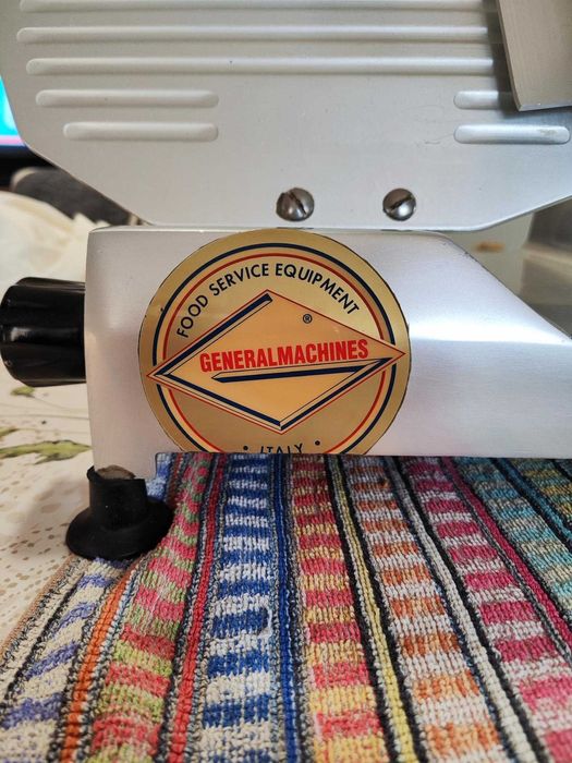 Fiambreira profissional