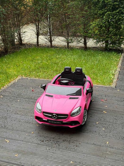 Samochód dla dziecka SUN BABY Mercedes Benz SLC300 Różowy