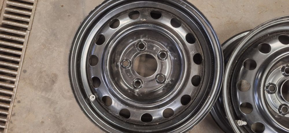 Felgi stalowe Hyundai Kia 6x15