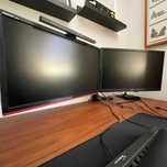 2x monitores gaming AOC 24" Full HD 144Hz + Suporte