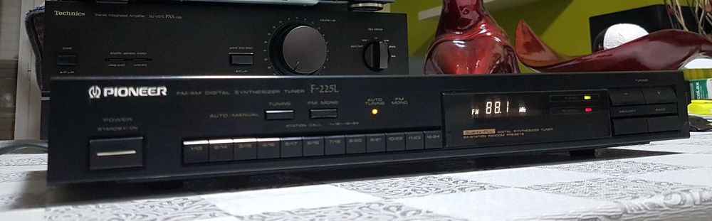 Sintonizador Pioneer F-225L digital, Em Excelente Estado
