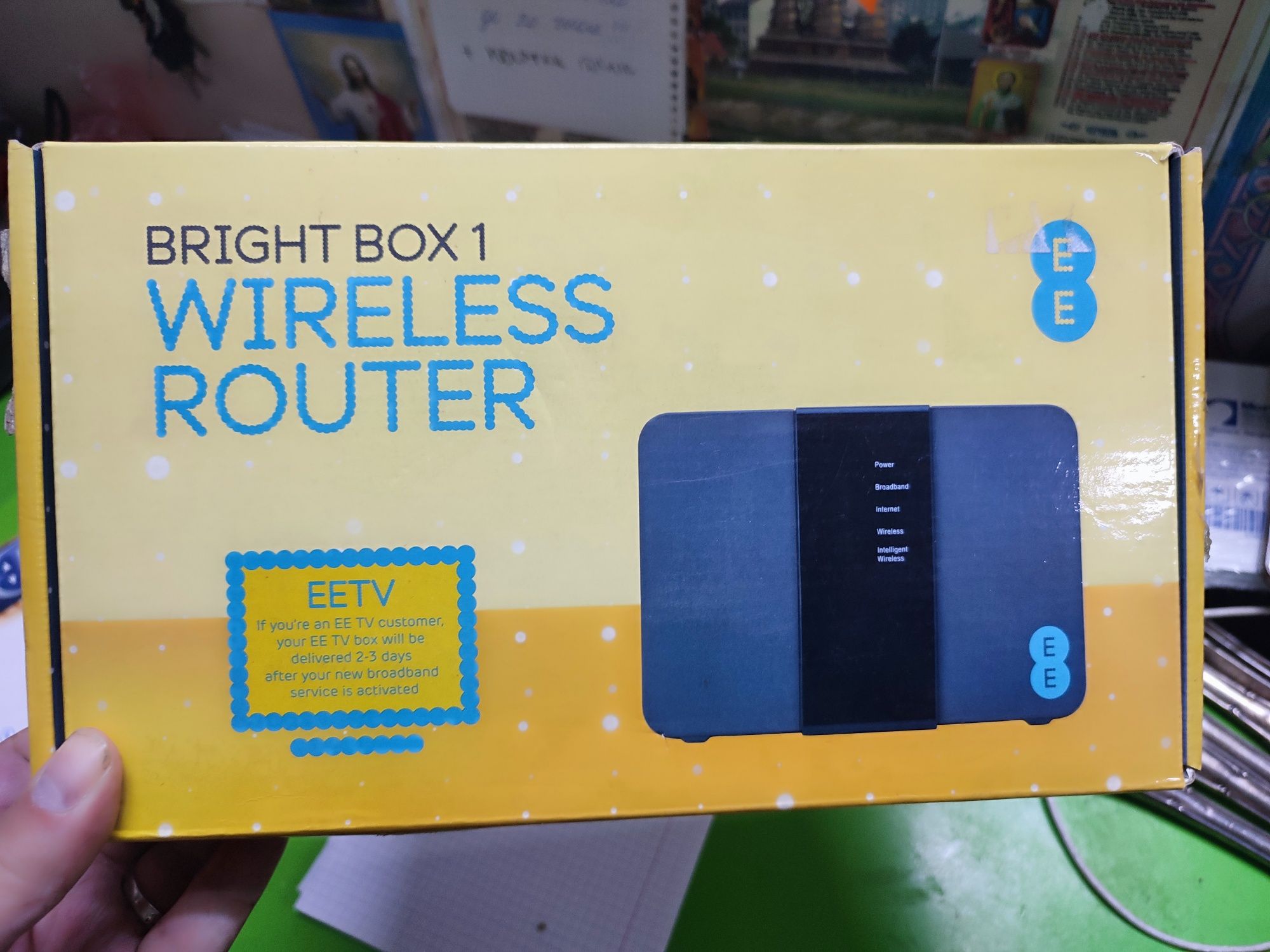 Wi-fi роутер EE Bright