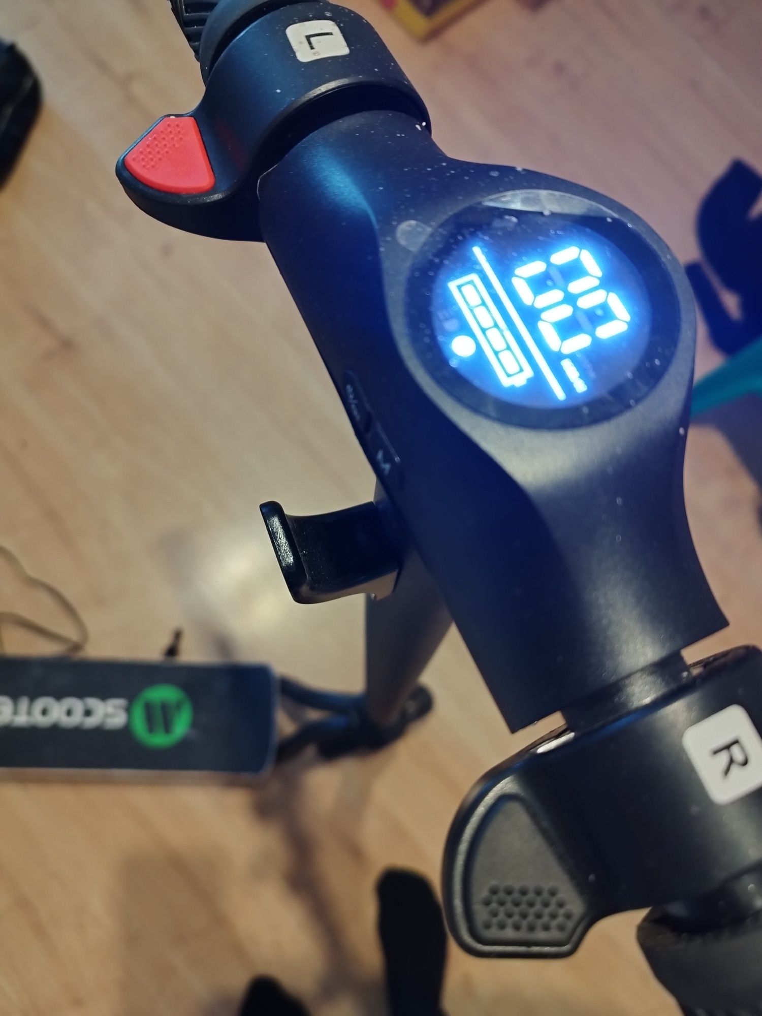 Hulajnoga elektryczna scooter s10