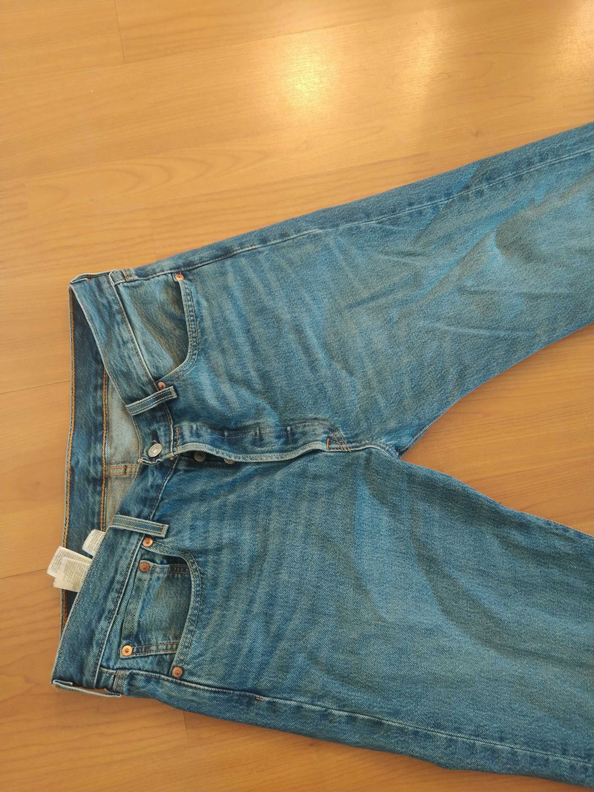 Calças Levi Strauss
