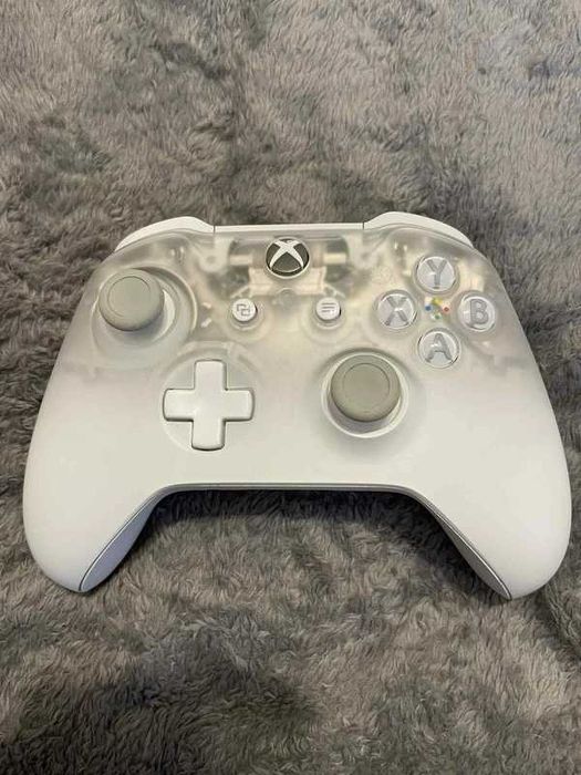 Kontroler Xbox One Series Phantom White Limitowany