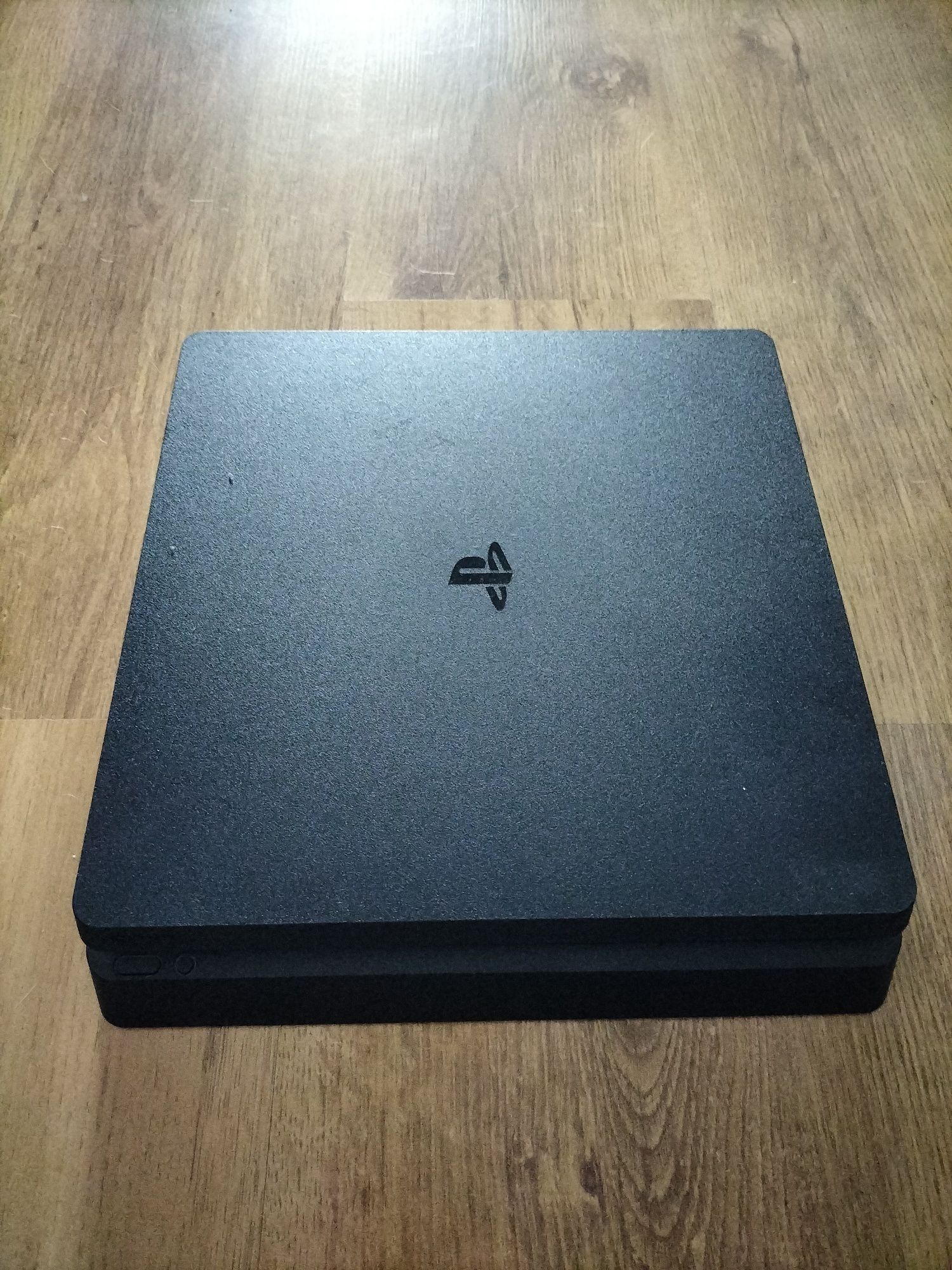 PlayStation 4 slim 500gb